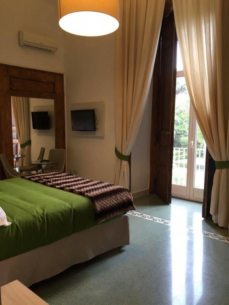 Napoli Milionaria B&B מראה חיצוני תמונה